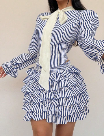 Compleu SHEIN CURVE, albastru/crem