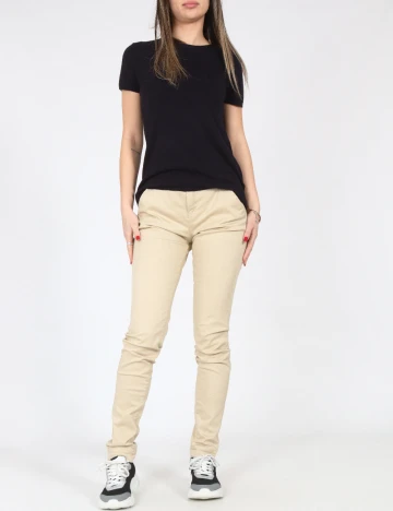 Pantaloni Bershka, bej