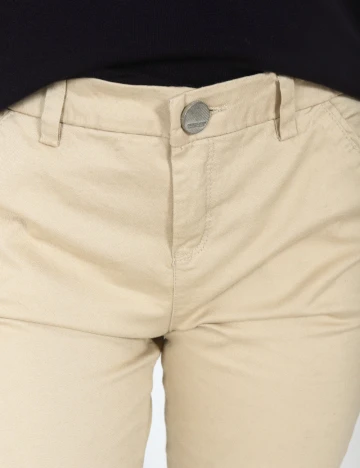 Pantaloni Bershka, bej