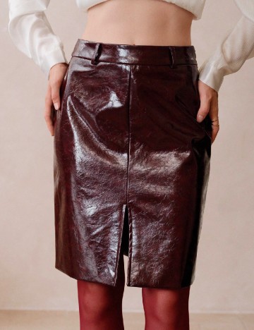 Fusta SHEIN, visiniu