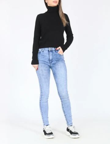 Blugi Bershka, albastru