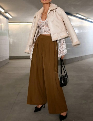 
						Pantaloni SHEIN, maro