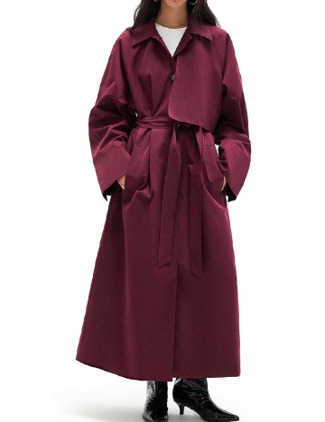 Trench Aveloria, visiniu