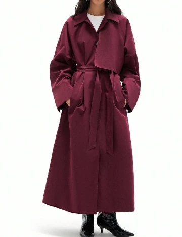 Trench Aveloria, visiniu