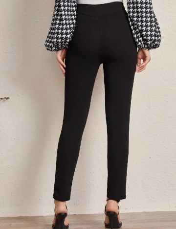 Pantaloni SHEIN, negru
