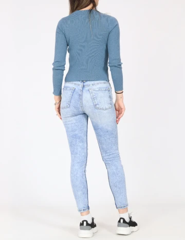 Blugi Bershka, albastru