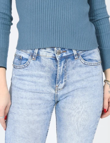 Blugi Bershka, albastru