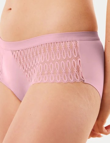 Chiloti Triumph, roz