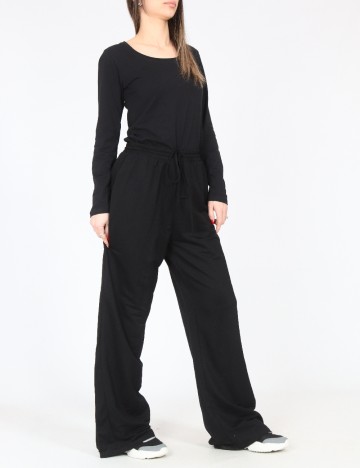 
						Pantaloni Zara, negru