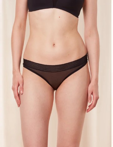 Chilot Triumph, negru