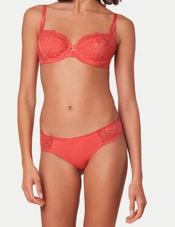 
						Chilot Florale by Triumph, corai