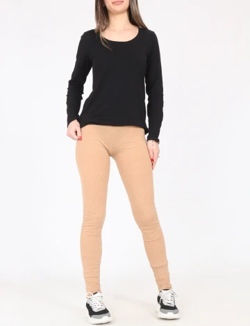 Colanti Bershka, maro deschis