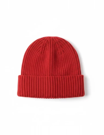 Caciula Bershka, rosu