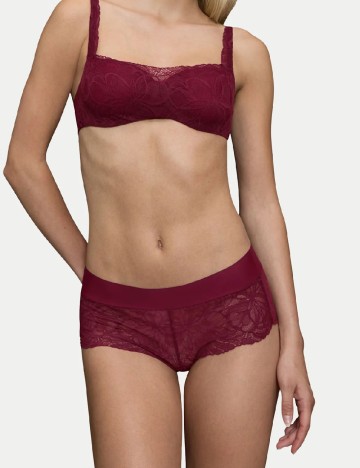 Chilot Triumph, visiniu