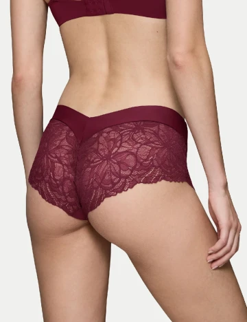 Chilot Triumph, visiniu