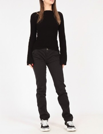 
						Pantaloni Bershka, negru