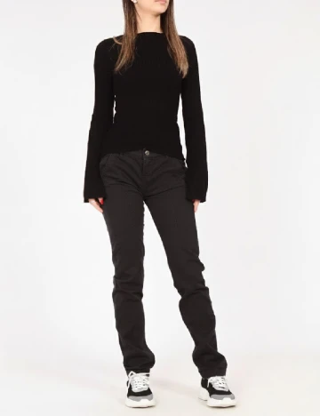 Pantaloni Bershka, negru