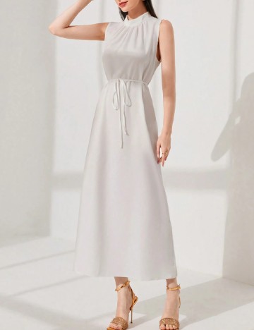 
						Rochie lunga SHEIN, alb