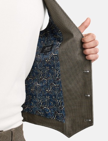 Vesta Jeff Urban Tailoring, maro