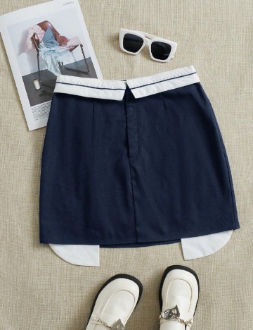 
						Fusta SHEIN, bleumarin