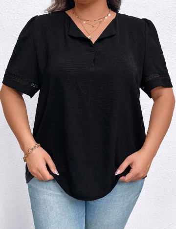 
						Bluza SHEIN CURVE, negru