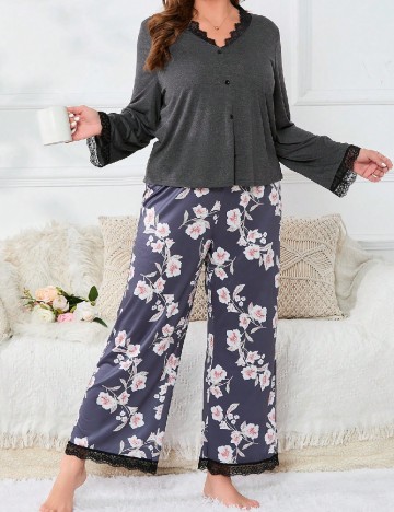 
						Pijama SHEIN CURVE, mix culori