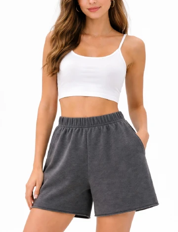 Pantaloni scurti ASOS, gri