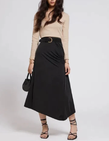 Fusta & other stories, negru