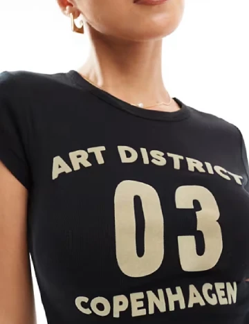 Top River Island, negru