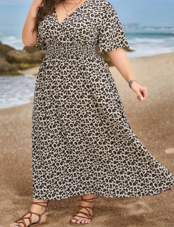 Rochie lunga SHEIN CURVE, animal print