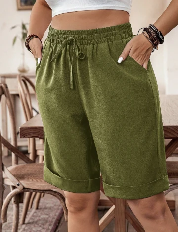 Pantaloni scurti SHEIN CURVE, kaki