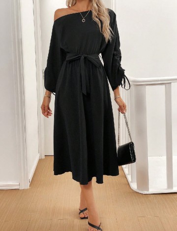 
						Rochie medie SHEIN, negru