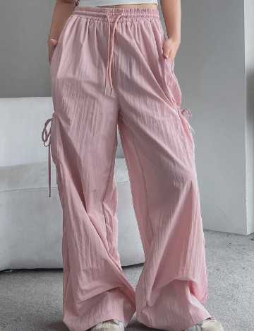 
						Pantaloni SHEIN, roz