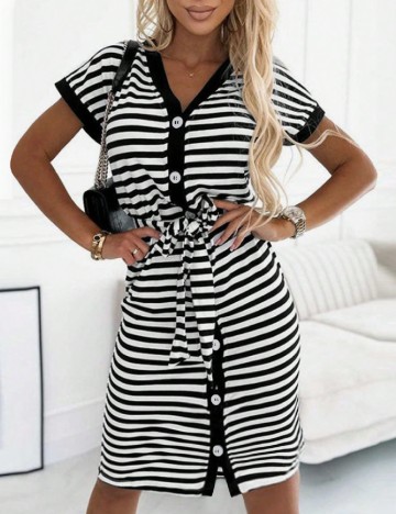 
						Rochie medie SHEIN, alb/negru