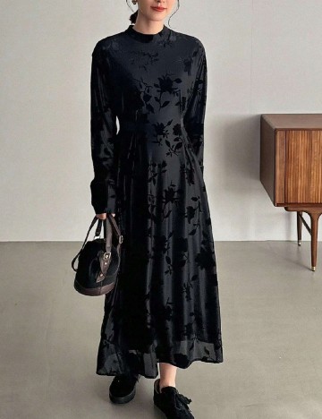 
						Rochie lunga Friful, negru