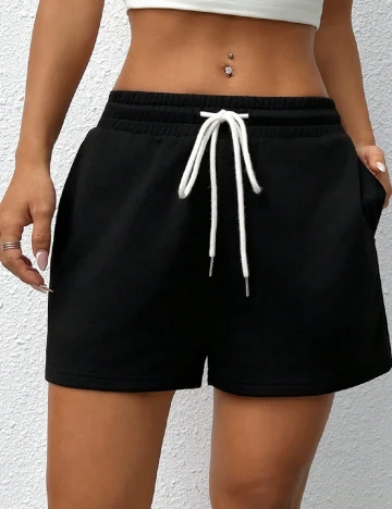 Pantaloni scurti SHEIN, negru