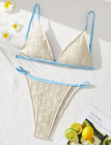 
						Costum de baie SHEIN, crem