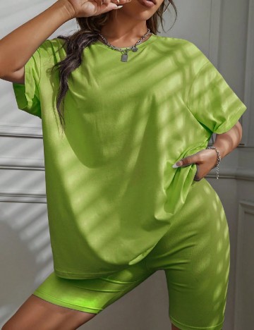 
						Compleu SHEIN, verde