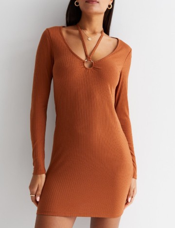 
						Rochie scurta New look, maro