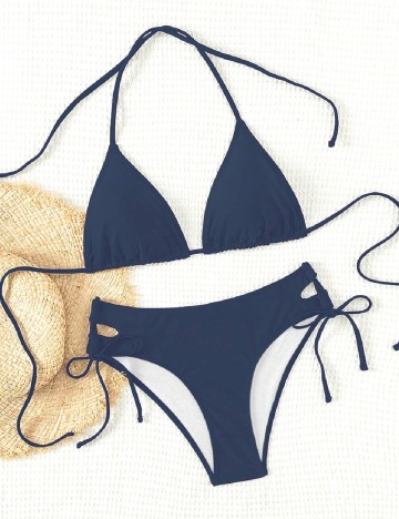 
						Costum de baie SHEIN, alb