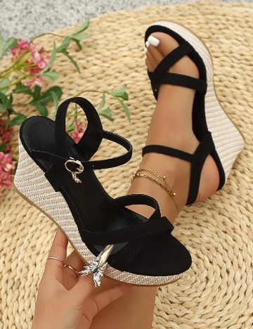 
						Sandale SHEIN, negru