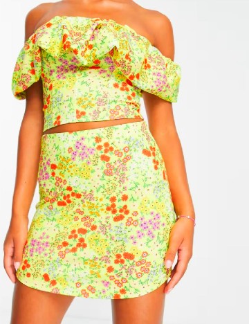 
						Fusta River Island, floral print