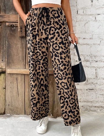 
						Pantaloni SHEIN, animal print
