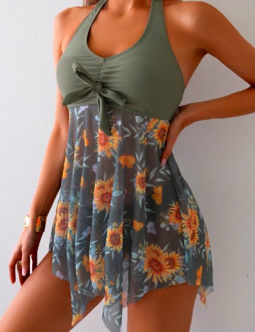 
						Costum de baie SHEIN, verde