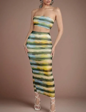 Compleu SHEIN, mix culori