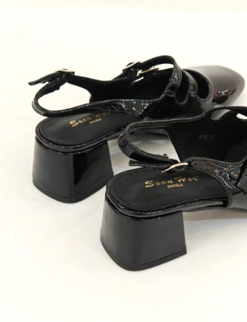 Pantofi SHEIN, negru