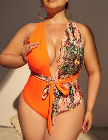 
						Costum de baie SHEIN CURVE, mix culori