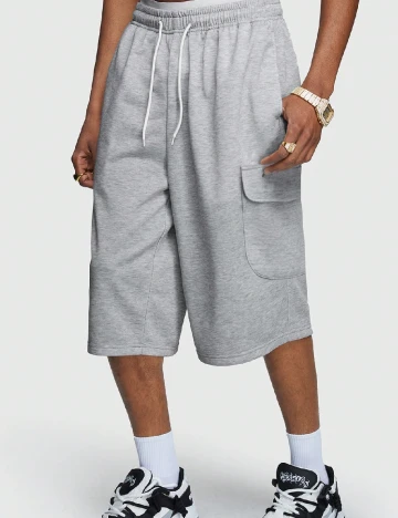 Pantaloni scurti Romwe, gri