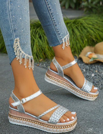 
						Sandale SHEIN, argintiu