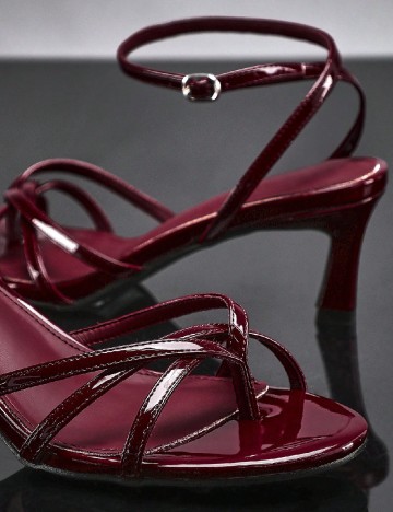 Sandale SHEIN, visiniu